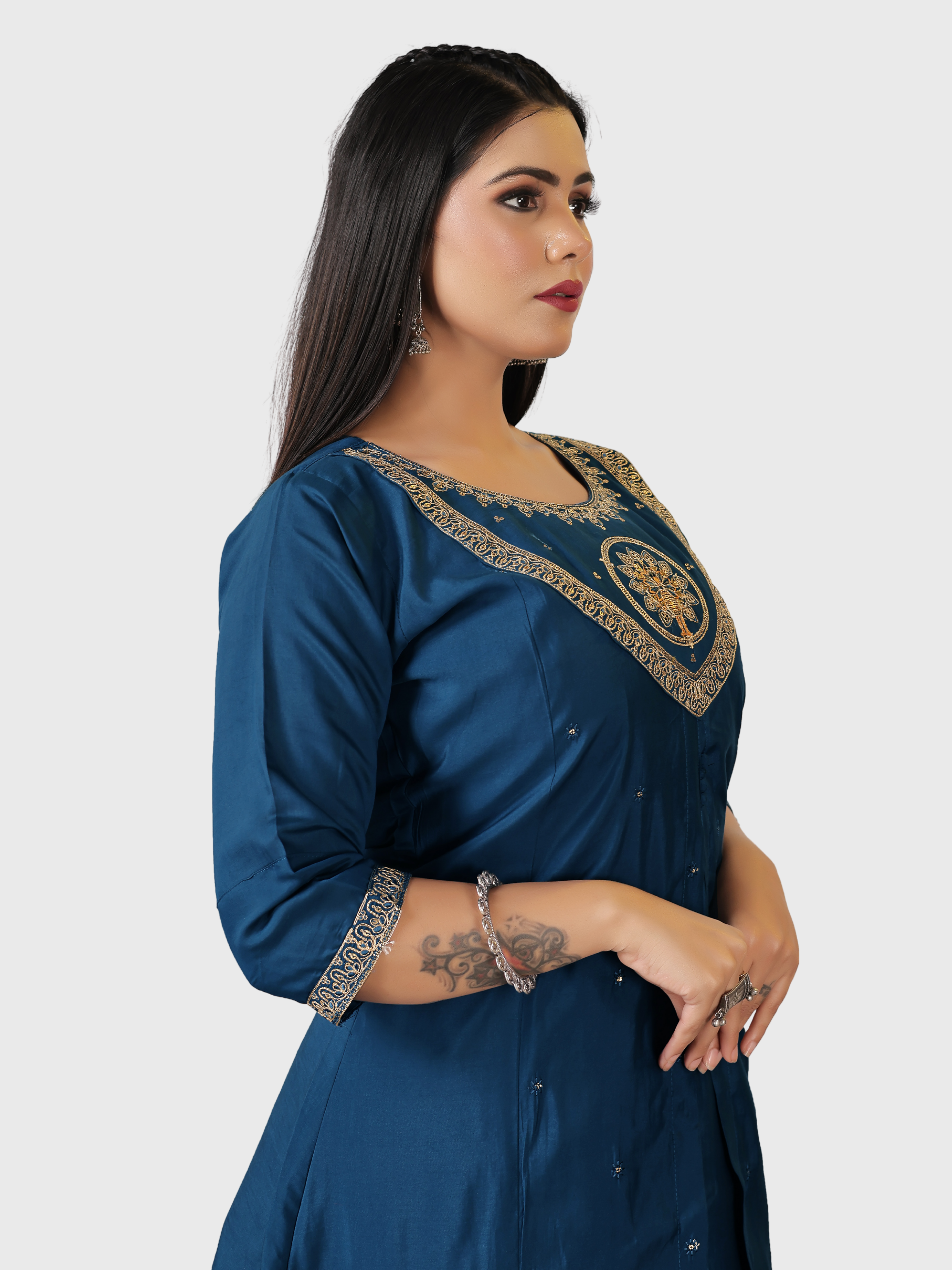 Elegant Roman Silk Round Neck Suit Set –Navy Blue | Embroidered with Cotton Linen & Digital Dupatta